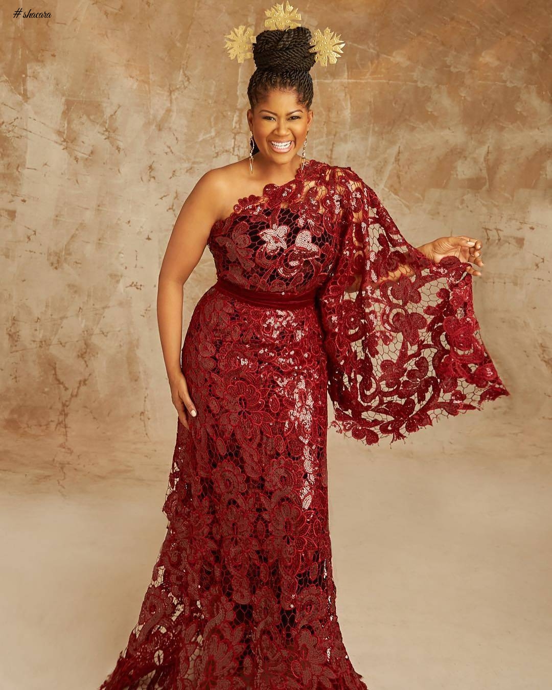 FLAW YOUR CURVES IN THESE ASO EBI STYLES