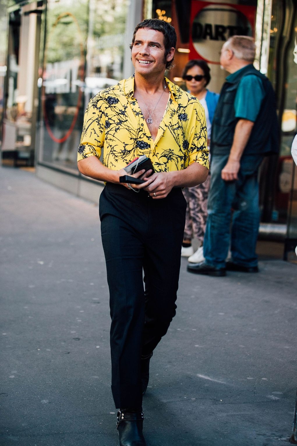 Bubbly & Colorful! Here Are The Best Street Style Looks From Paris Men’s Fashion Week