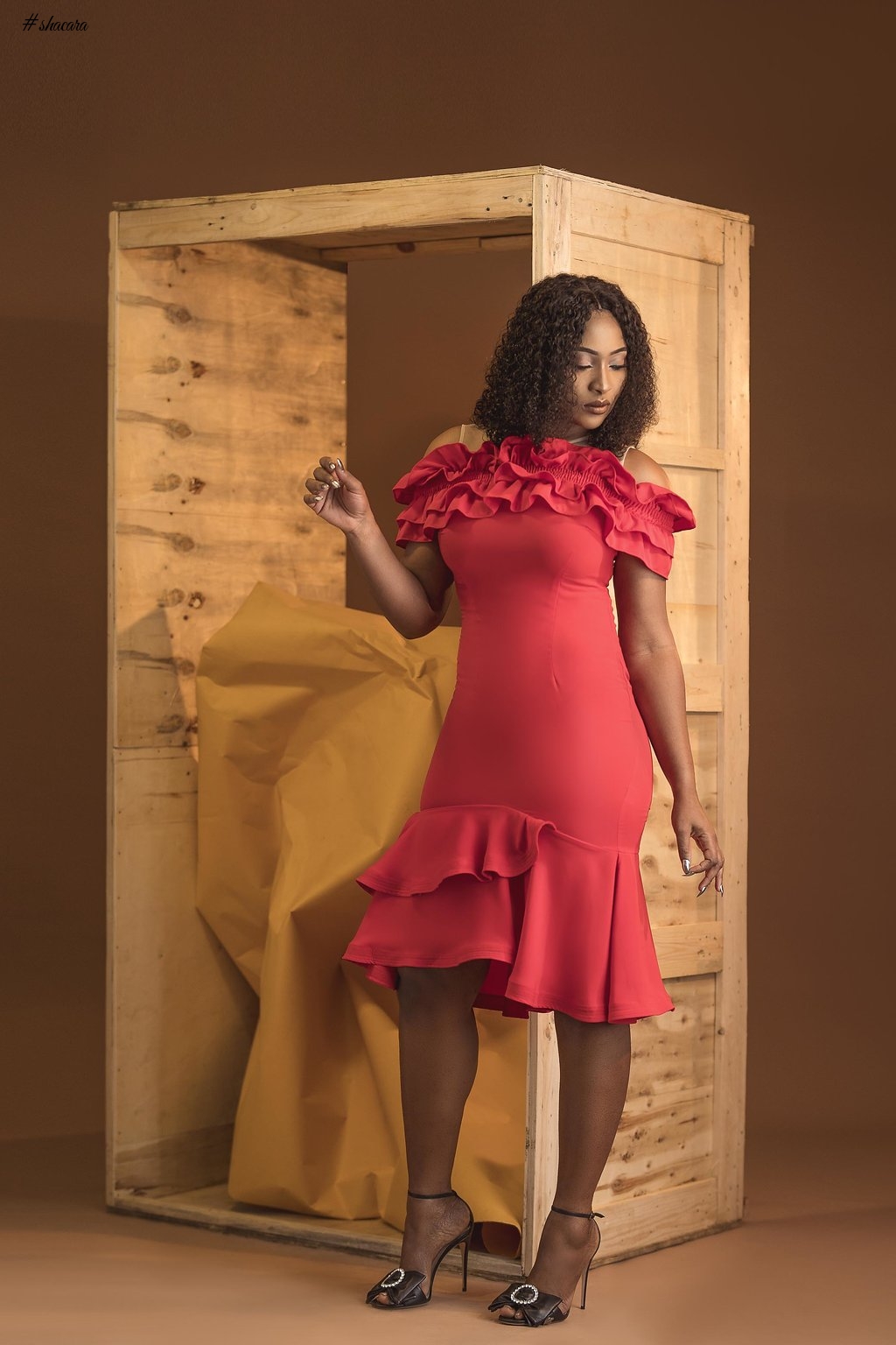 DOS Clothing Store Releases 2017 Summer Edit Featuring Lilian Esoro