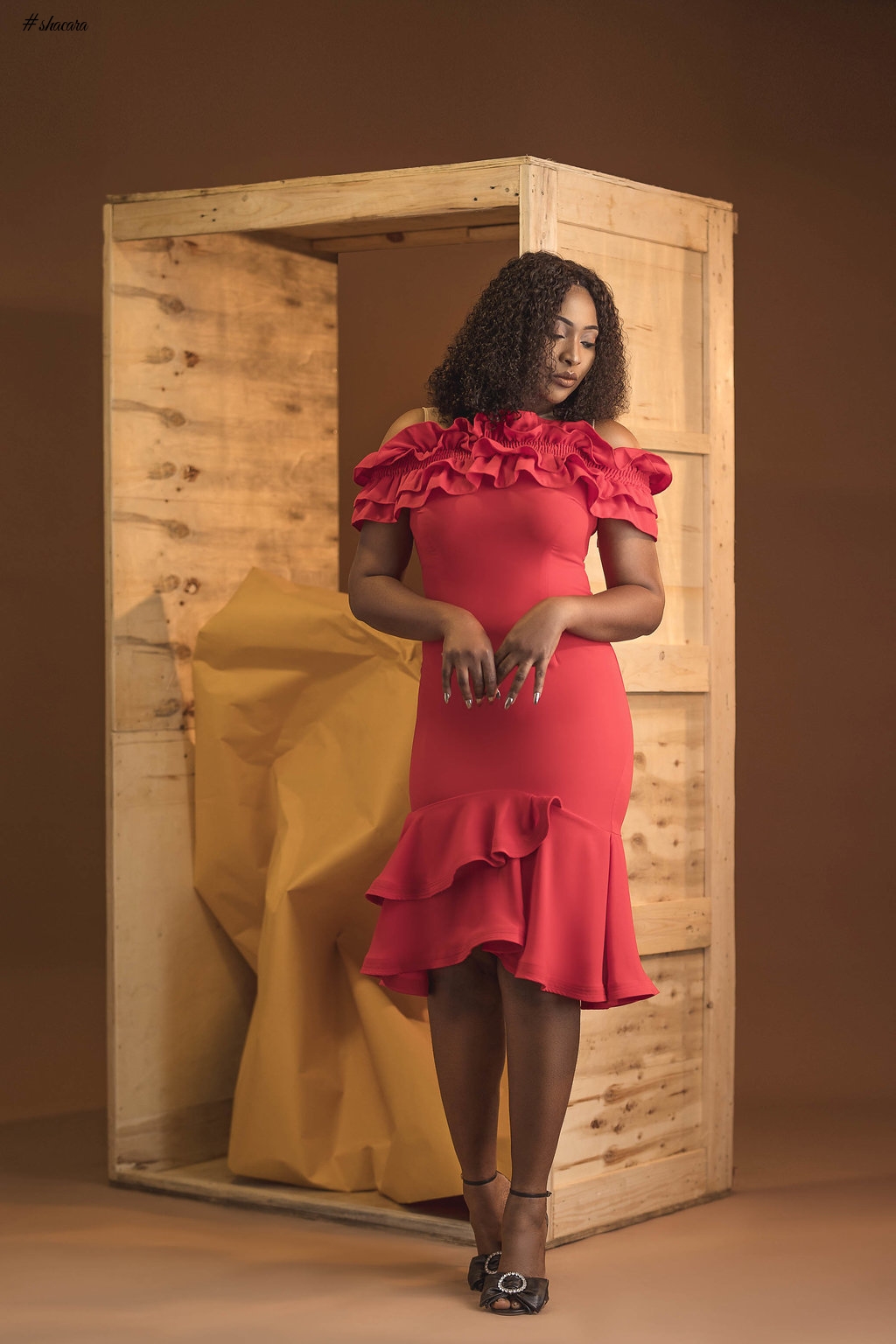 DOS Clothing Store Releases 2017 Summer Edit Featuring Lilian Esoro