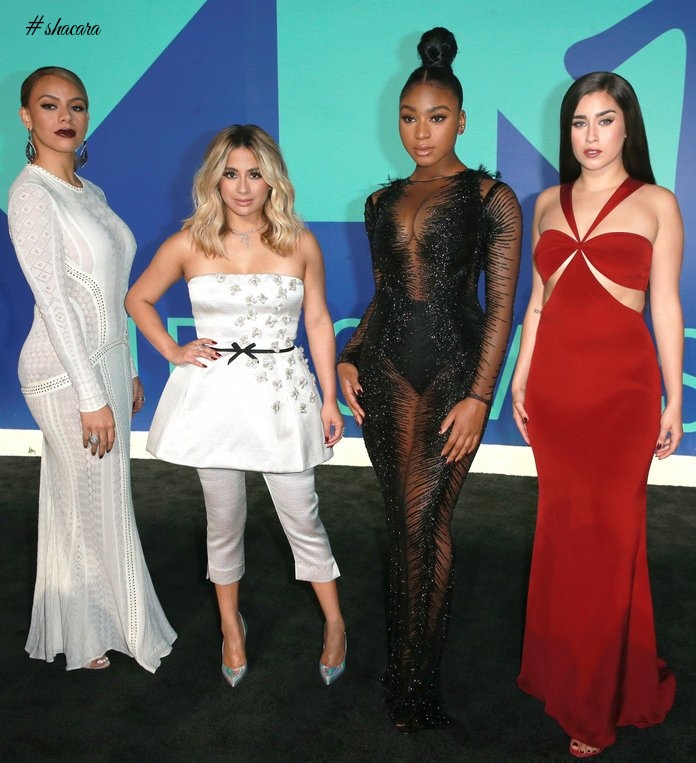 2017 MTV VMAS RED CARPET FASHION LOOKS