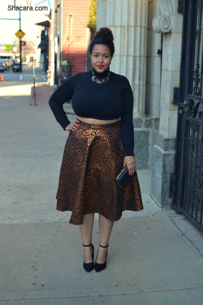 WAYS TO MAKE THE PLUS-SIZE TURTLE NECK TOP LOOK COOL THIS SEASON