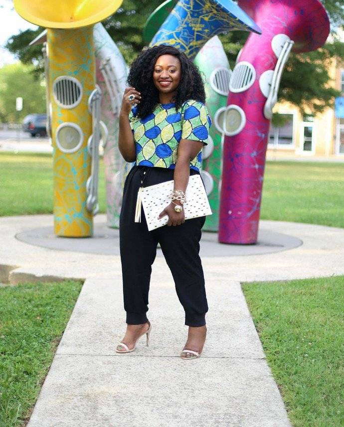 HOW EVERYBODY SHOULD ROCK THE ANKARA CROP TOP