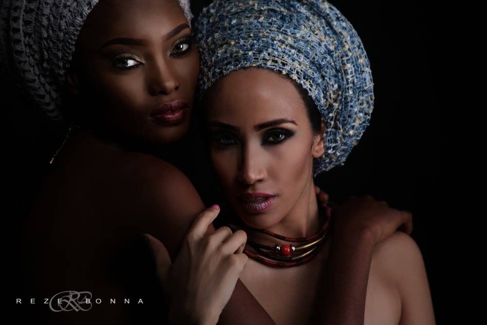 Hot Shots: Reze Bonna Gives Us An Amazing Set Of Gele Images Titled ‘Who’s Adorning?’