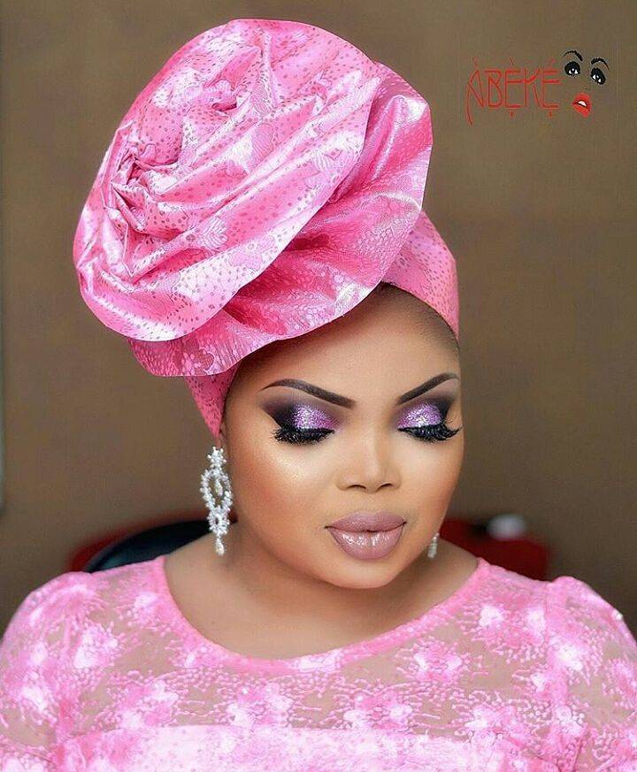 FABULOUS ASO OKE GELE PERFECT FOR THE STUNNING BRIDES