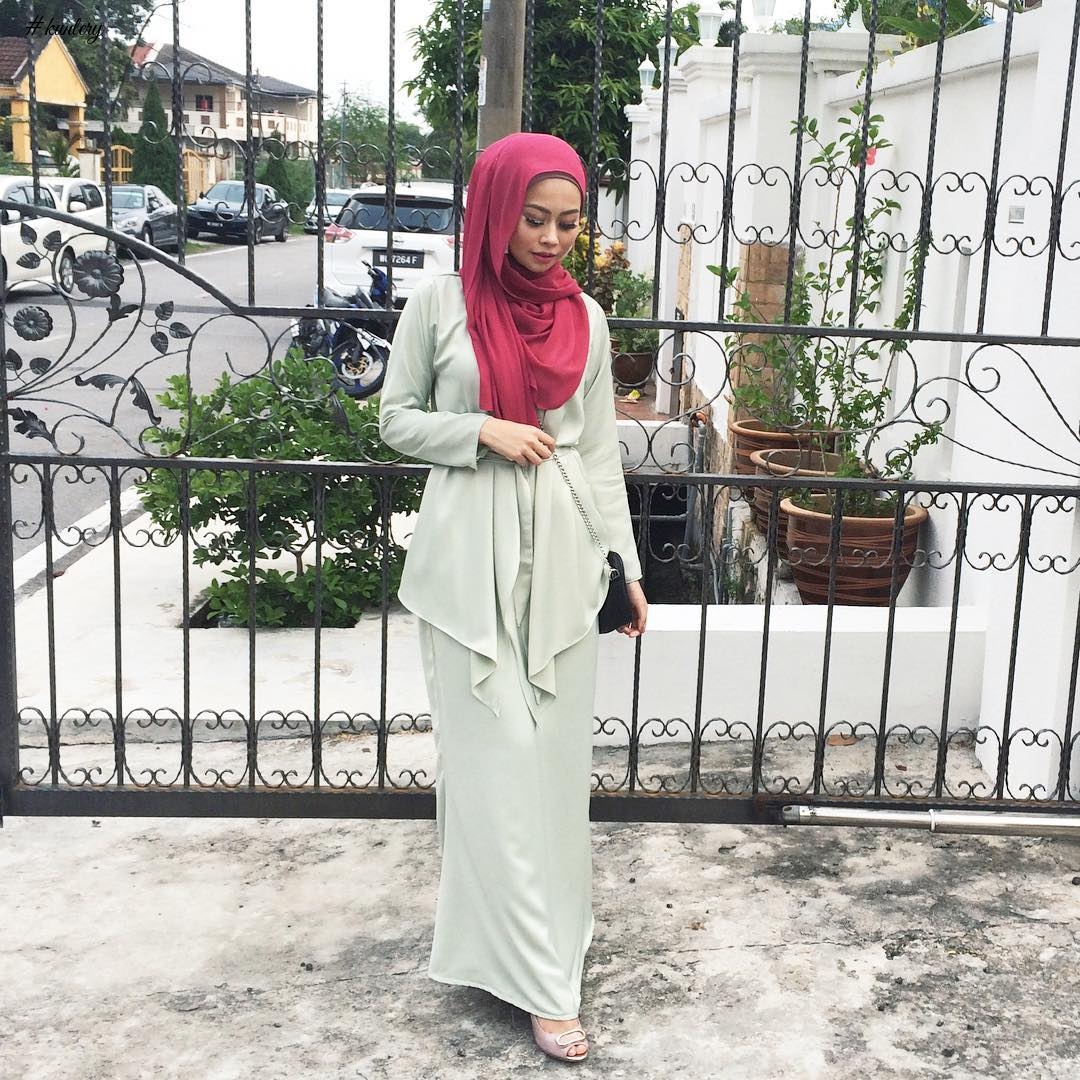 COLOUR IS THE ‘IT’ THING FOR HIJAB STYLES THIS WEEKEND