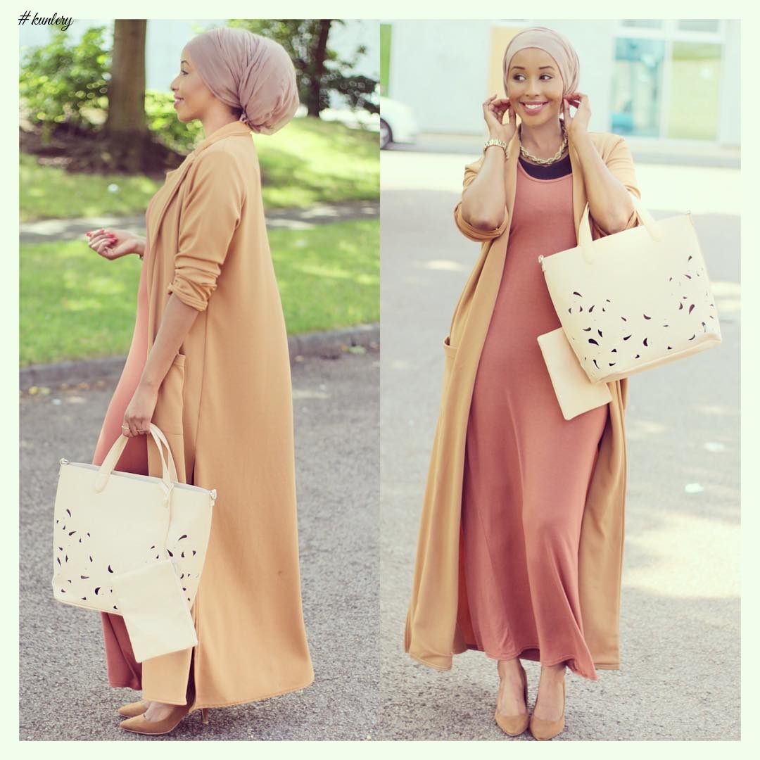 COLOUR IS THE ‘IT’ THING FOR HIJAB STYLES THIS WEEKEND