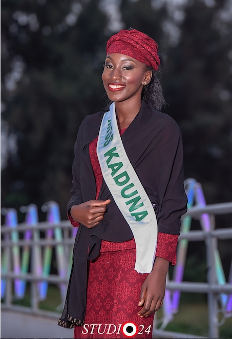 Miss Nigeria 2016 Contestants in Nigerian Attires|Grand Finale Holds