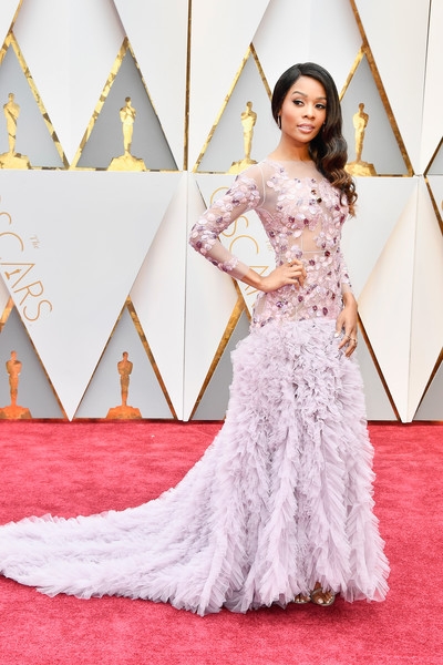 Red Carpet Glam: 89th Annual Academy Awards