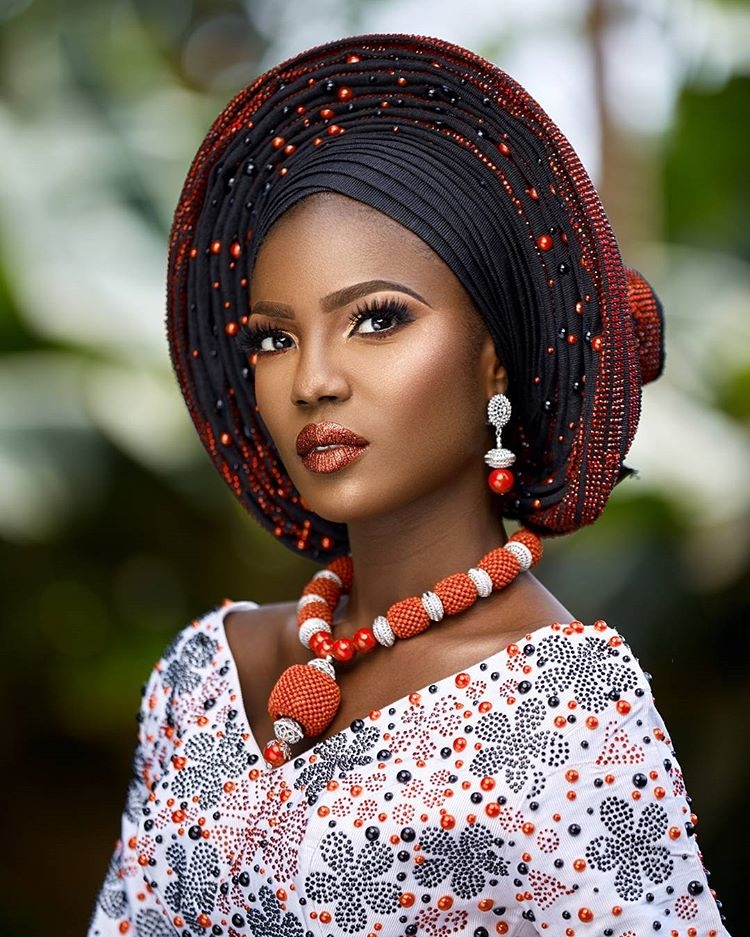 See 13 Internationally VIRAL Headwrap Shoots All By One Legendary Nigerian Photographer