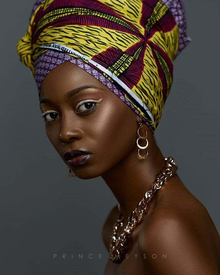 See 13 Internationally VIRAL Headwrap Shoots All By One Legendary Nigerian Photographer