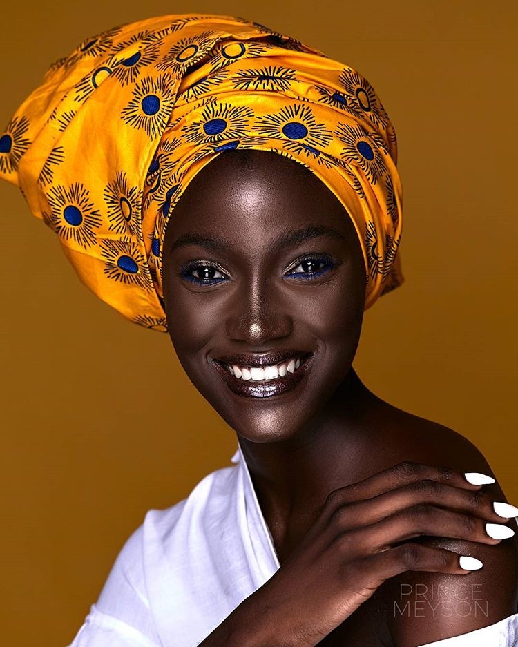 See 13 Internationally VIRAL Headwrap Shoots All By One Legendary Nigerian Photographer