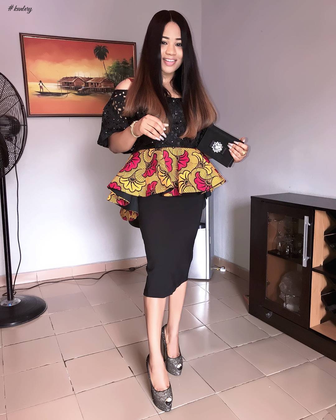 7 BEAUTIFUL MUST HAVE ANKARA TOPS FOR THIS PERIOD