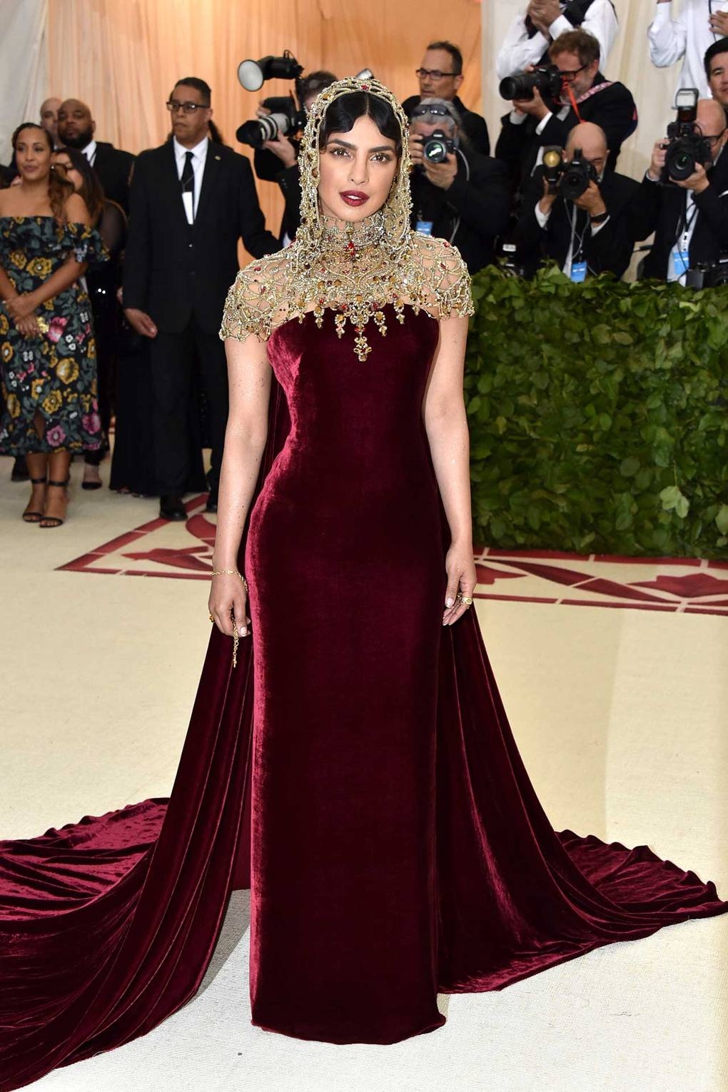 Red Carpet Fab! Rihanna, Kim Kardashian, Madonna, More At The 2018 MET Gala