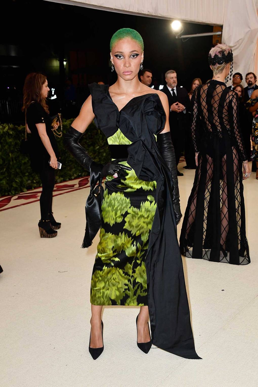 Red Carpet Fab! Rihanna, Kim Kardashian, Madonna, More At The 2018 MET Gala