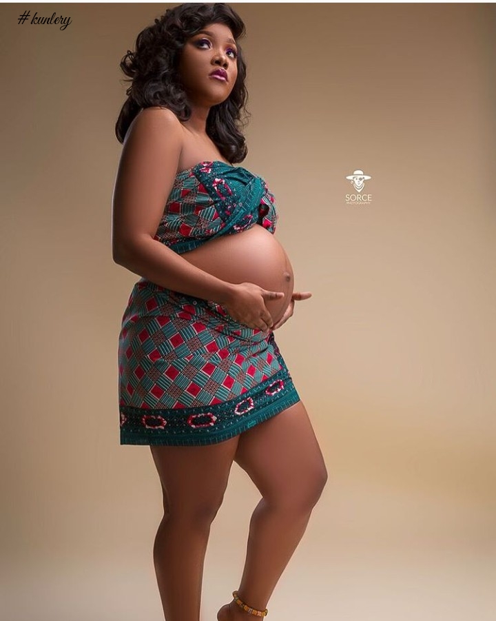 Check Out Celebrity Stylist, Akosua Vee’s Cute Baby Bump Pictures Here