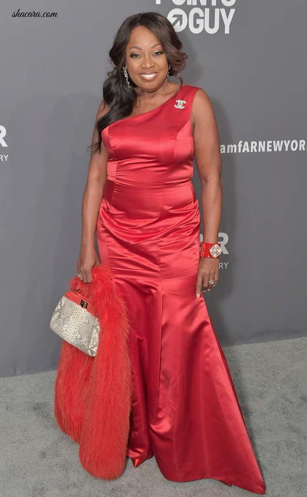 Kim Kardashian, Kourtney Kardashian, Heidi Klum And More Dazzle On The amfAR Gala Red Carpet