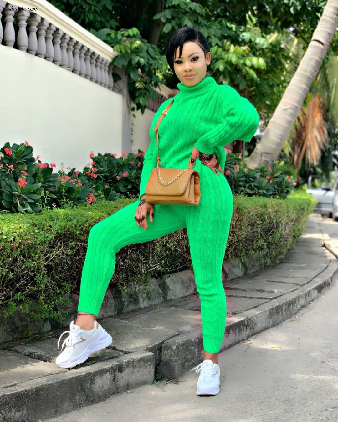 Nina Ivy’s Neon Green Athleisure Ensemble