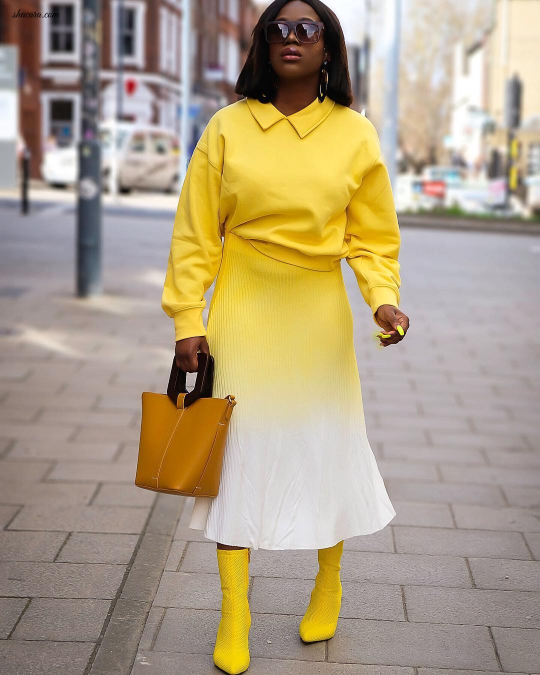 Meet The Nigerian Style Girl That Serves Multiple Looks In One Colour Each Week